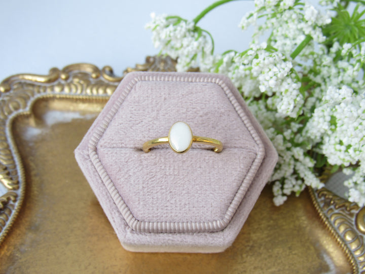Minimalist Oval Memorial Ring – Ashes or Breastmilk Keepsake