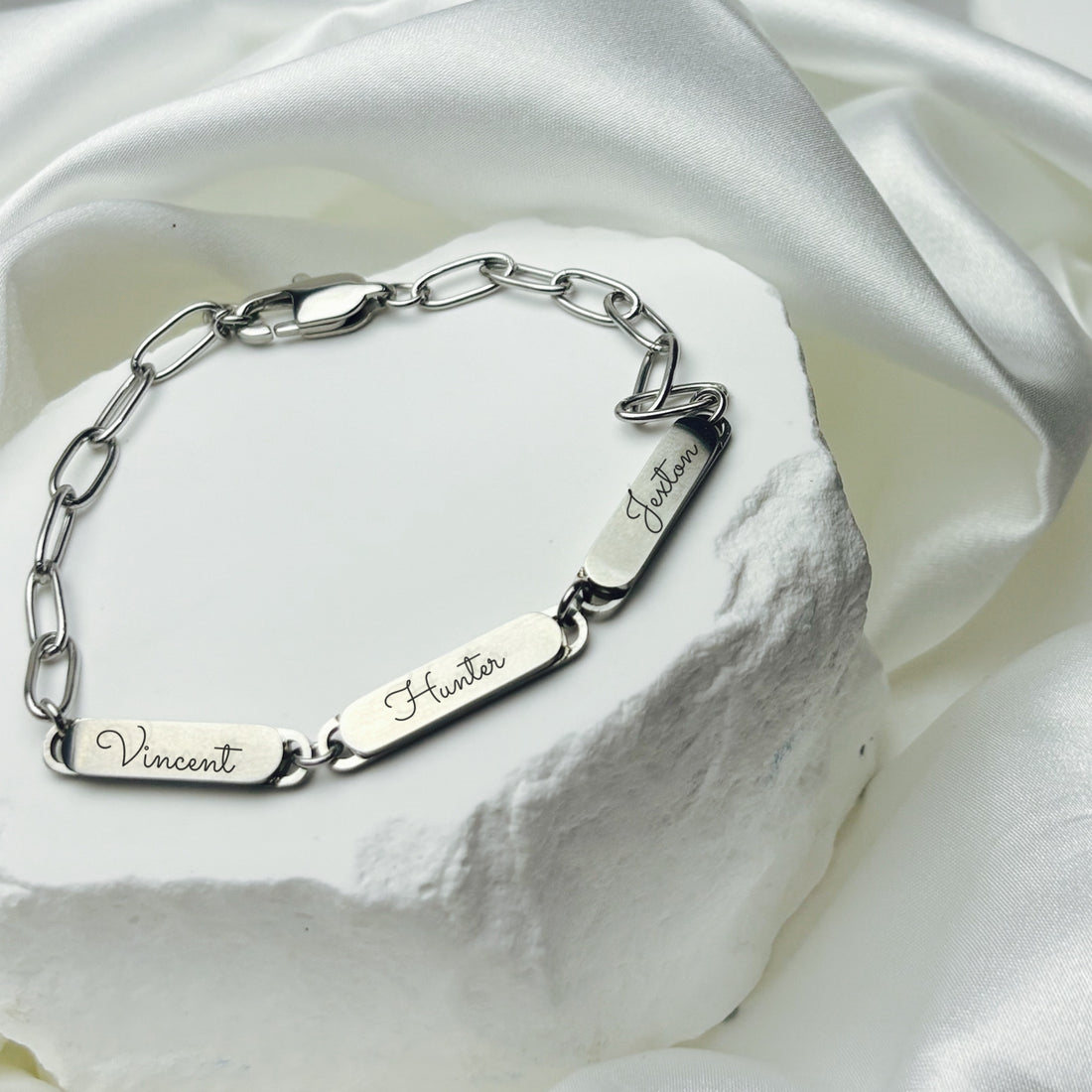 Paperclip Name Bracelet - Custom Engraved Jewelry for Moms