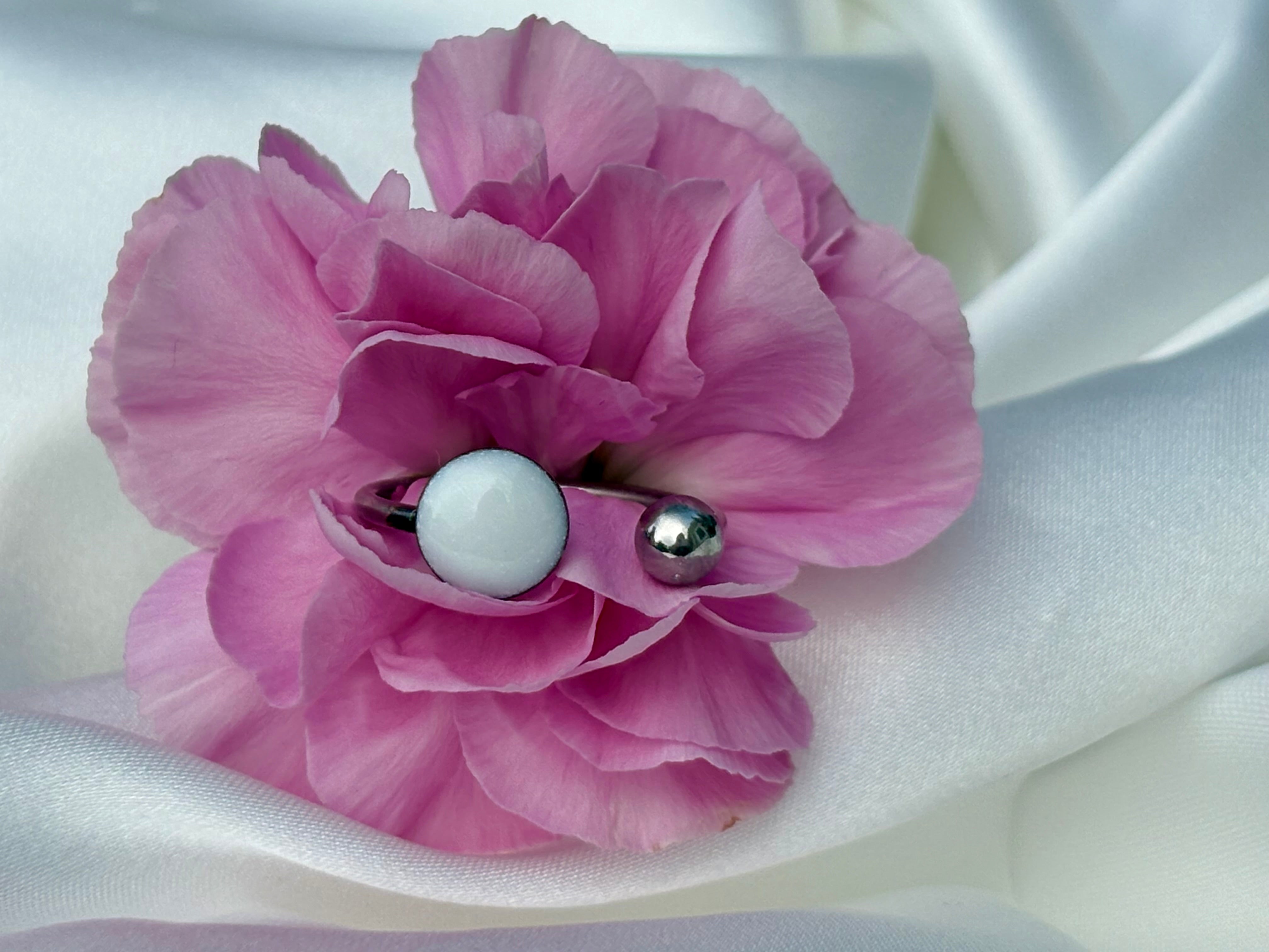 Double Orb Breastmilk Ring – Modern Keepsake Jewelry