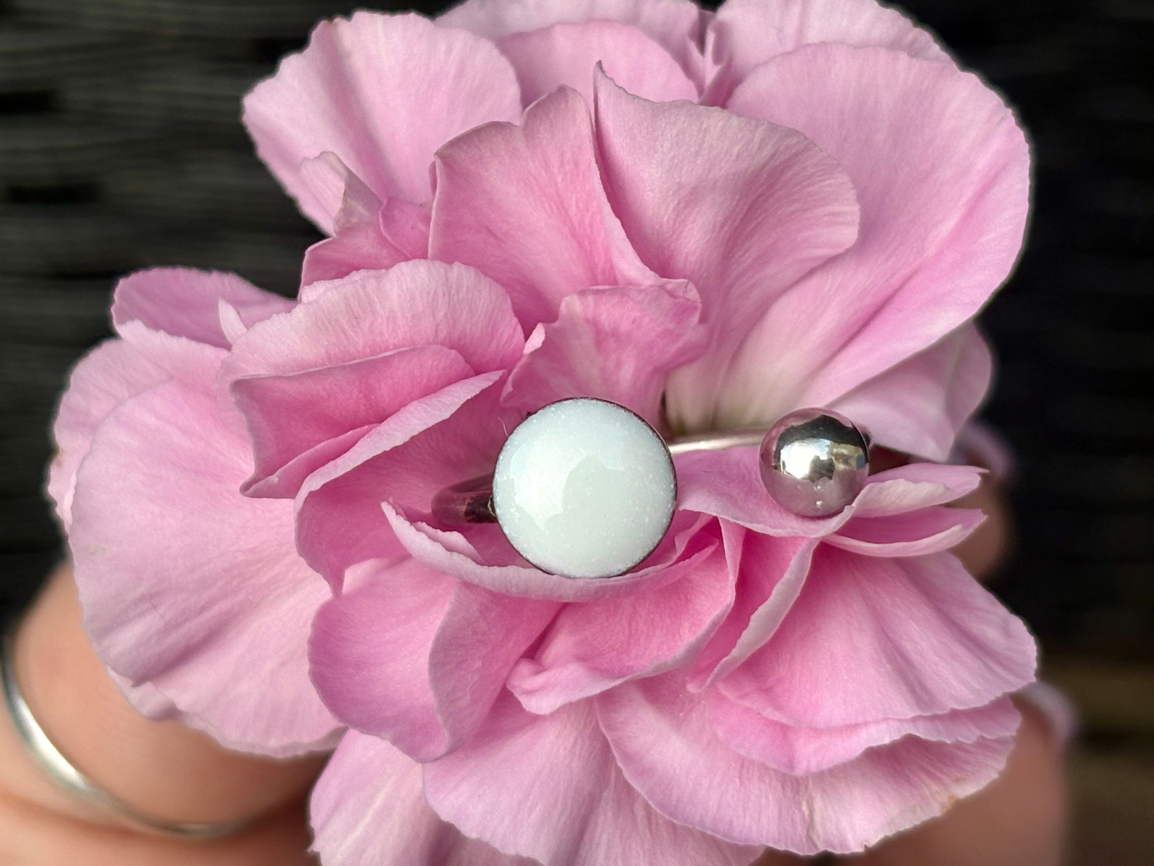 Double Orb Breastmilk Ring – Modern Keepsake Jewelry