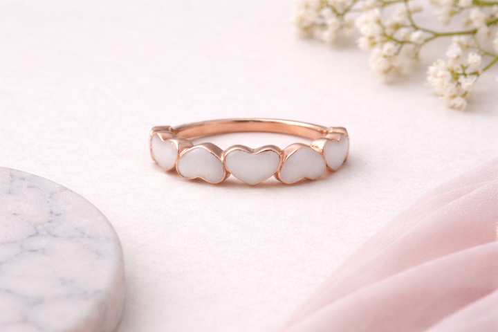 Breastmilk ring with hearts band 