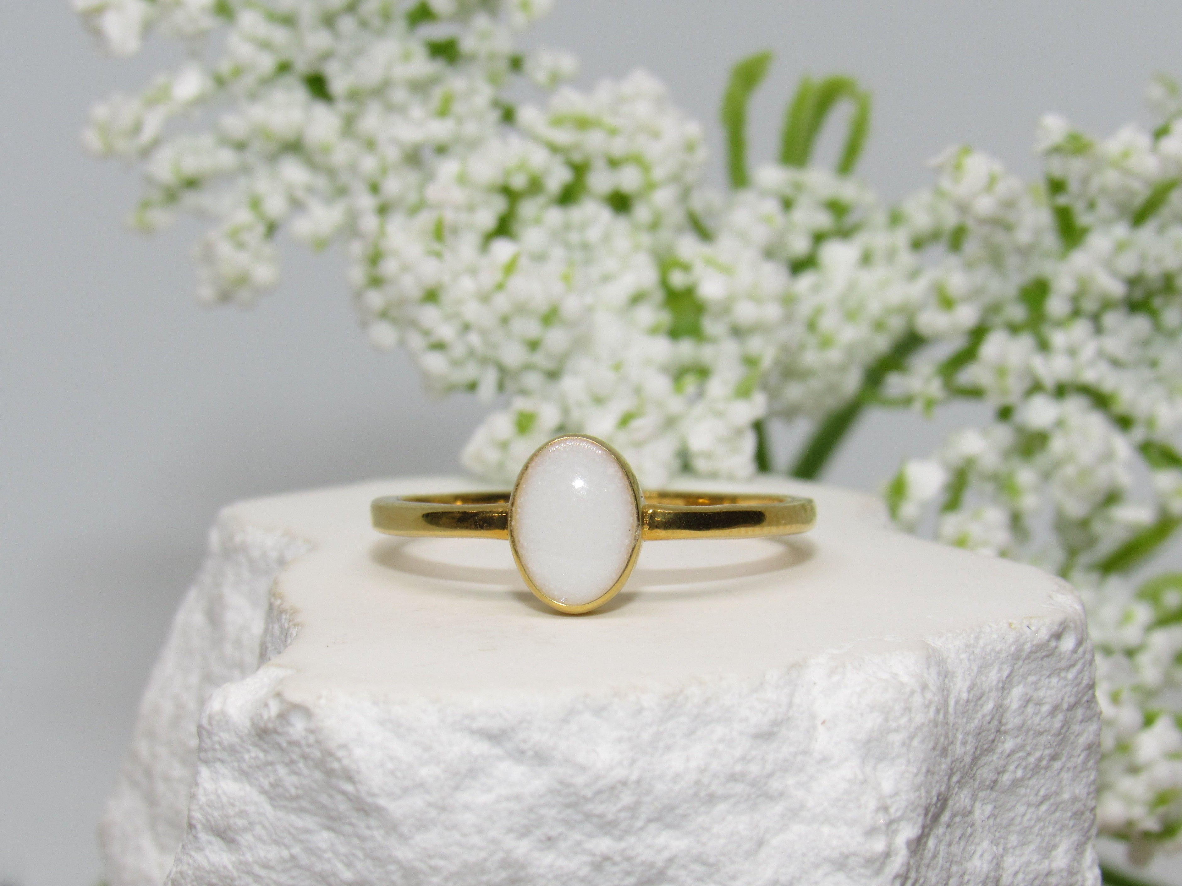 Minimalist Oval Memorial Ring – Ashes or Breastmilk Keepsake