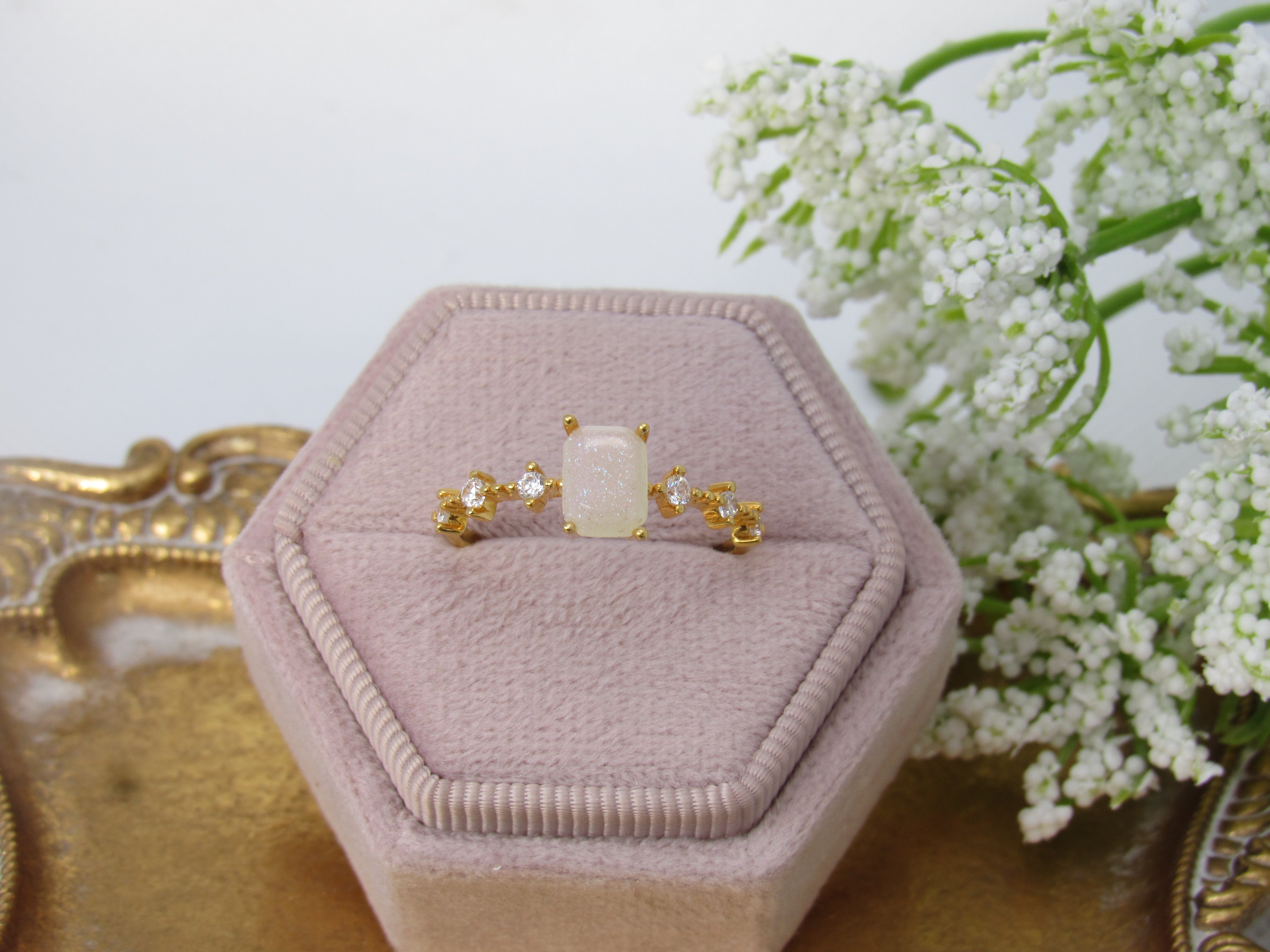 Celeste Gold Memorial Ring - Custom Ashes, Breastmilk, or Hair Keepsake