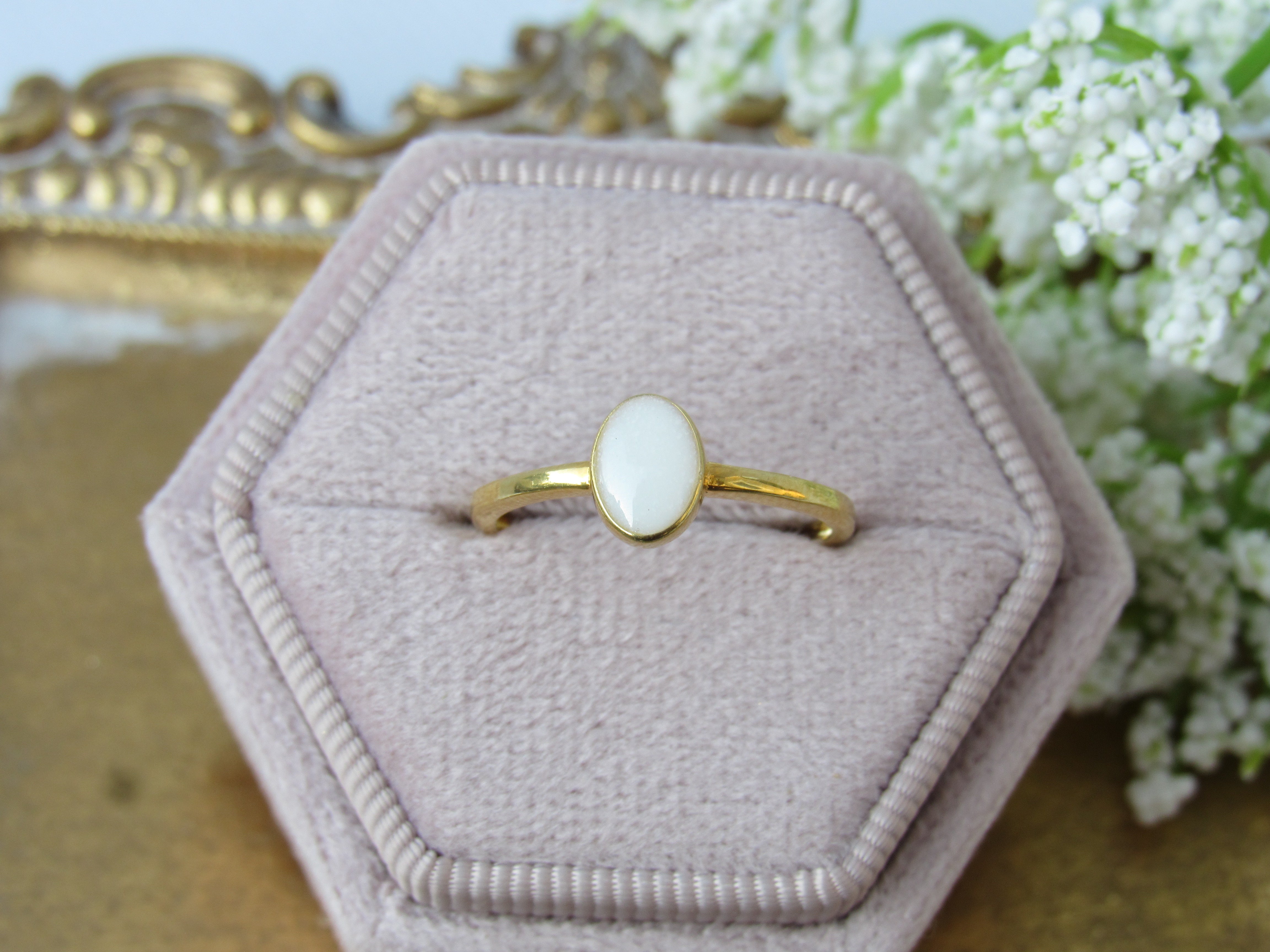 Minimalist Oval Memorial Ring – Ashes or Breastmilk Keepsake