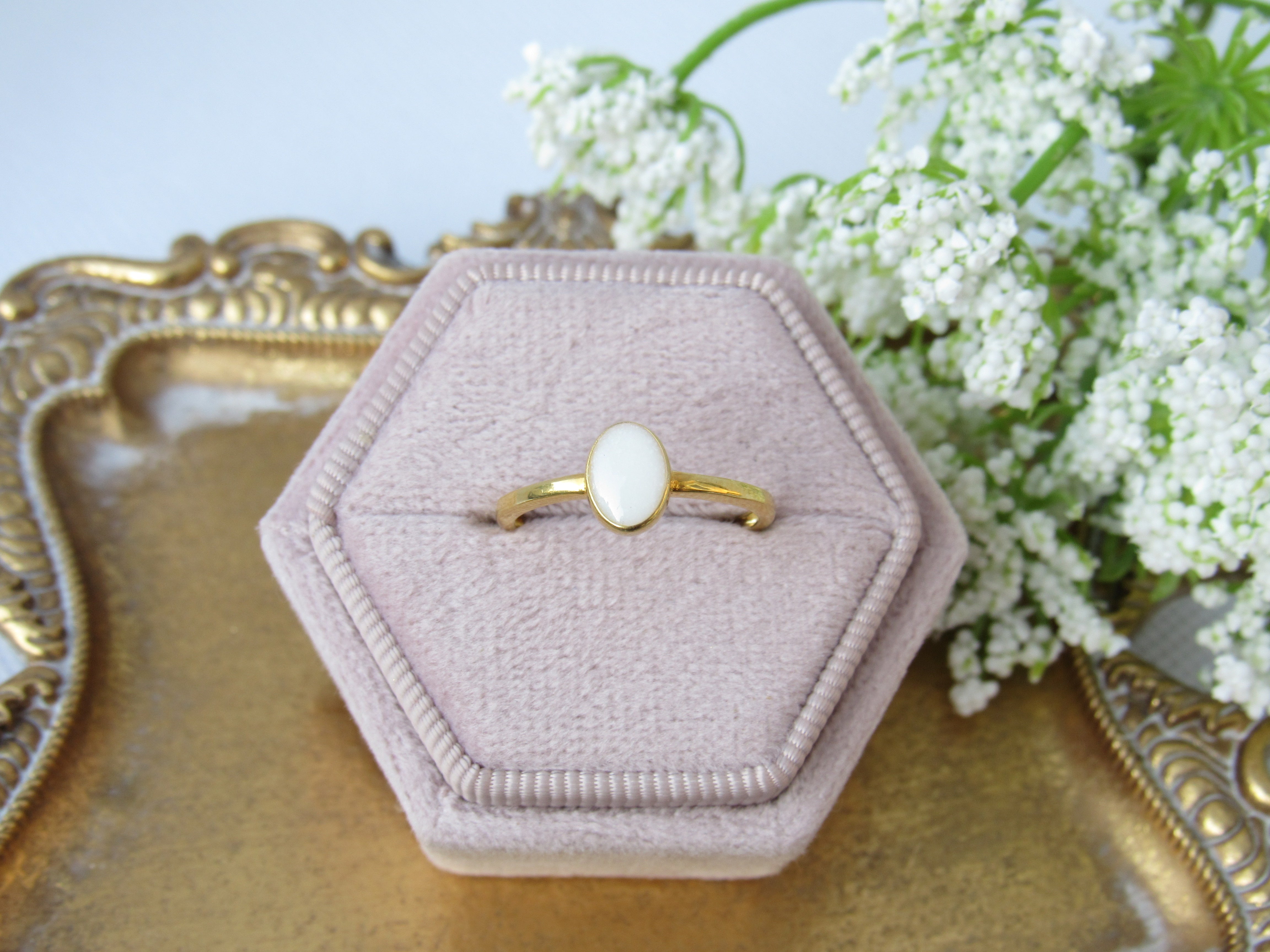 Minimalist Oval Memorial Ring – Ashes or Breastmilk Keepsake