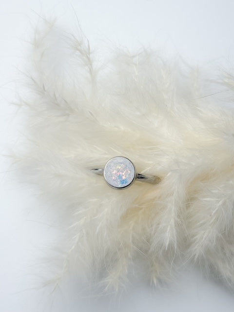 Vincent Ring - Memorial Ring for Ashes, Breastmilk, Cremation, Hair