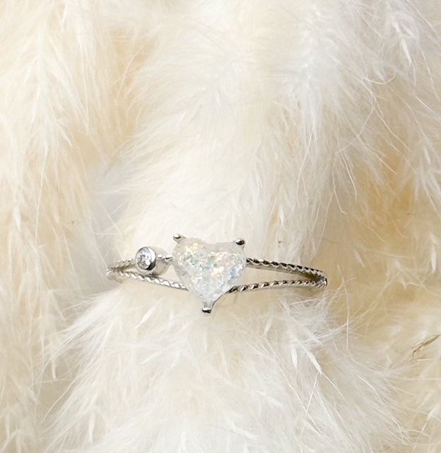 Heart Memorial Ring for Ashes – Custom Engraved Keepsake – Sterling & Gold