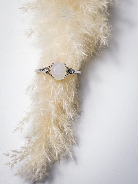 Simply Oval Ring
