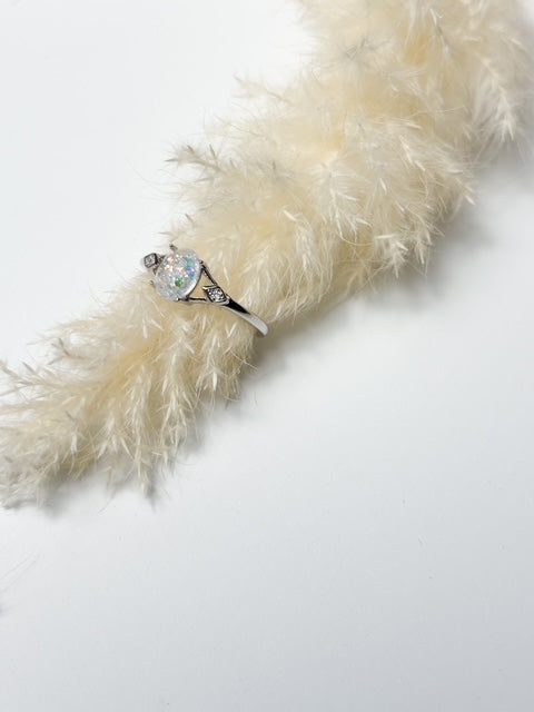 Simply Oval Ring - Minimalist Keepsake Ring for Ashes or Breastmilk