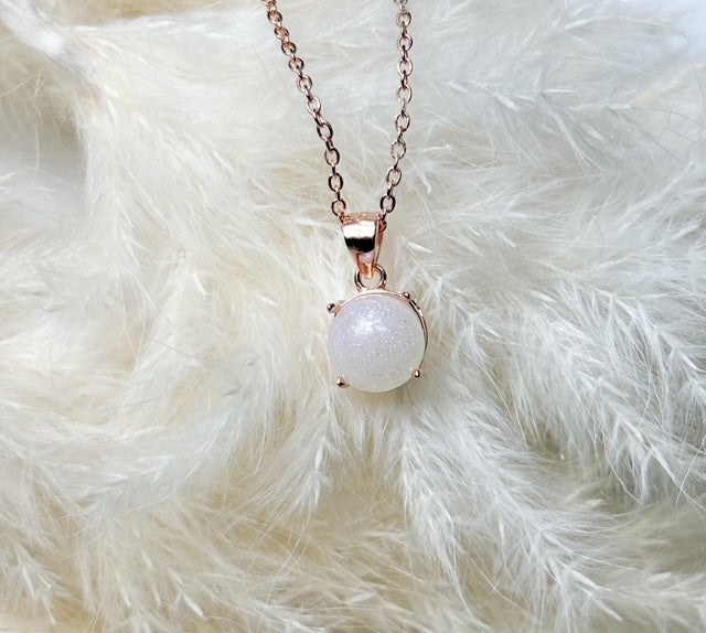 Round Semi-Mount Necklace - Custom Inclusion Pendant