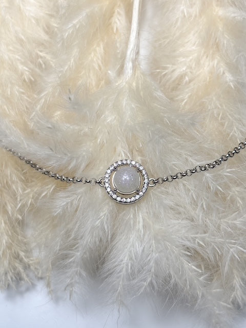Halo Round Bracelet