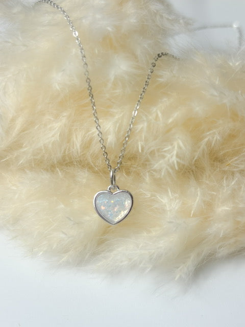 Simply Heart Necklace - Custom Keepsake Ashes Cremation Breastmilk Necklace