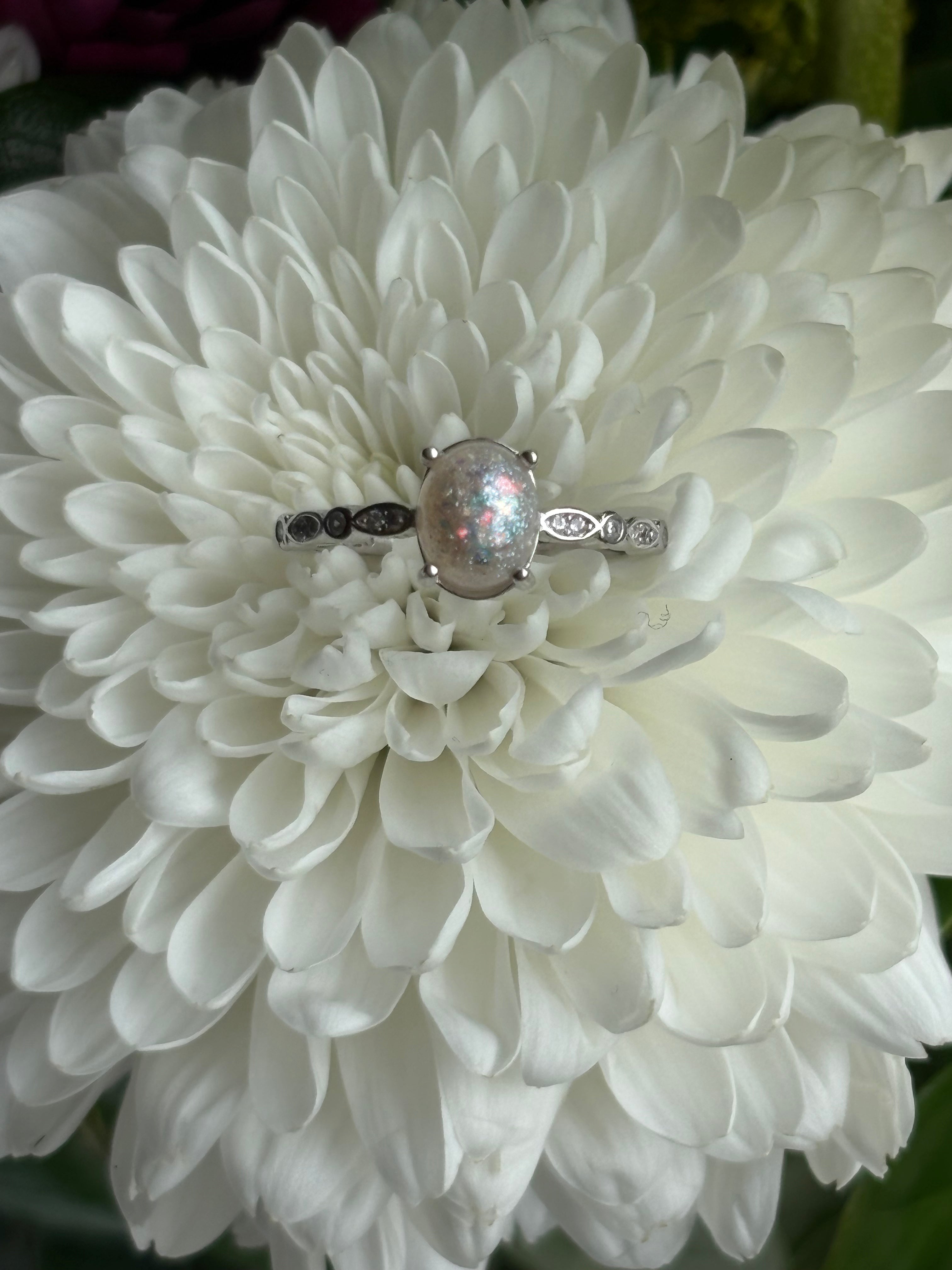 Custom memorial jewelry with ashes inclusion