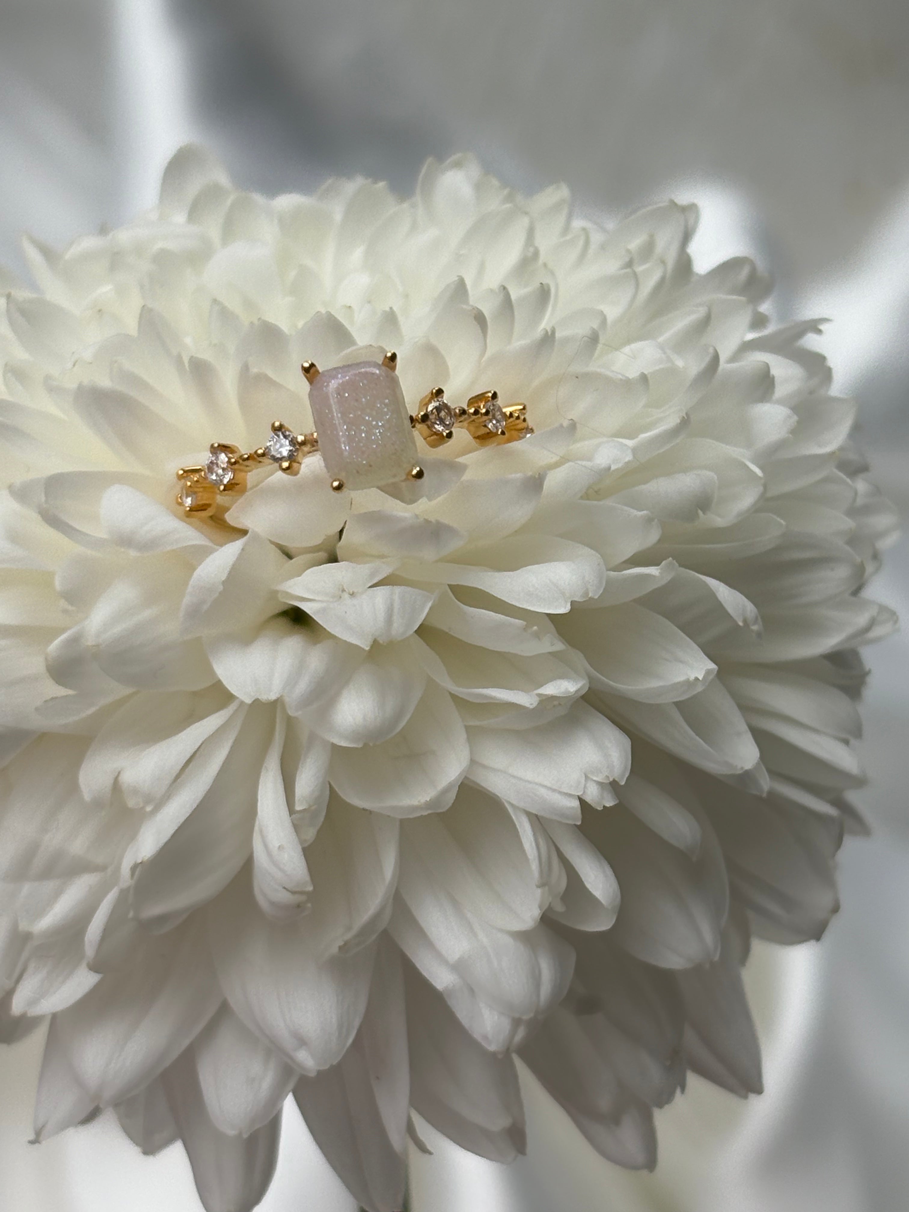 Celeste Gold Memorial Ring - Custom Ashes, Breastmilk, or Hair Keepsake