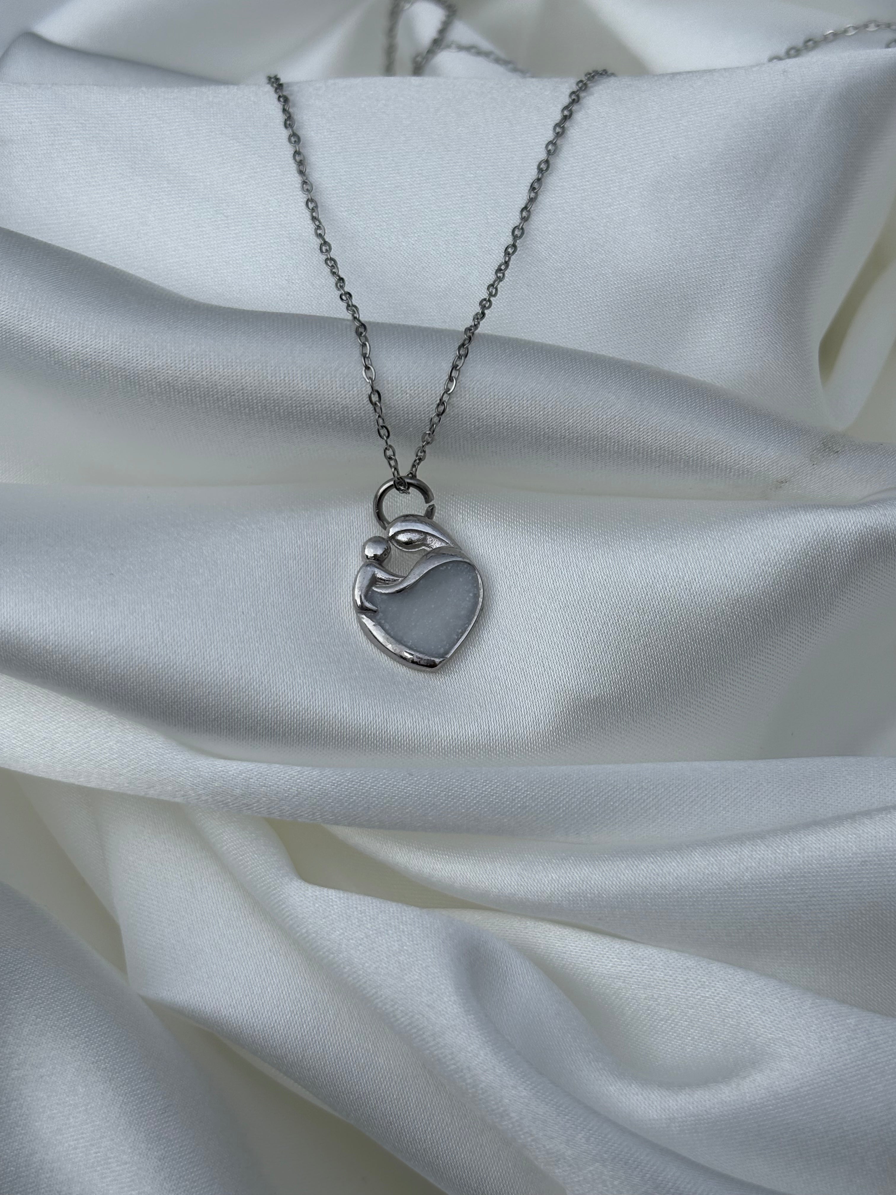 Mother’s Love Breastmilk Necklace - Sentimental Keepsake Pendant