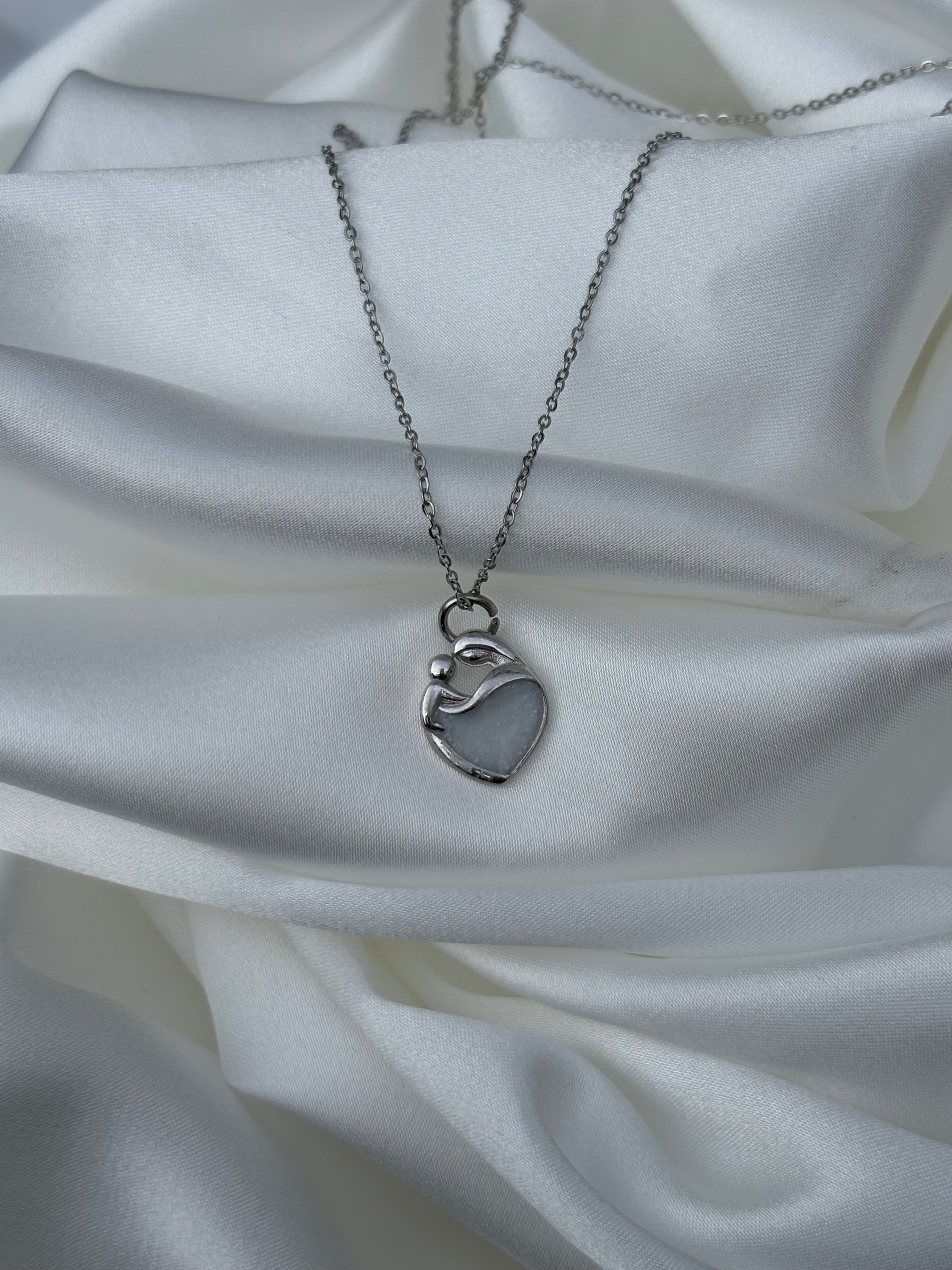 Mother’s Love Breastmilk Necklace - Sentimental Keepsake Pendant