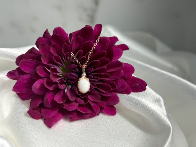 Vintage Oval Necklace - Custom Memorial Resin Pendant