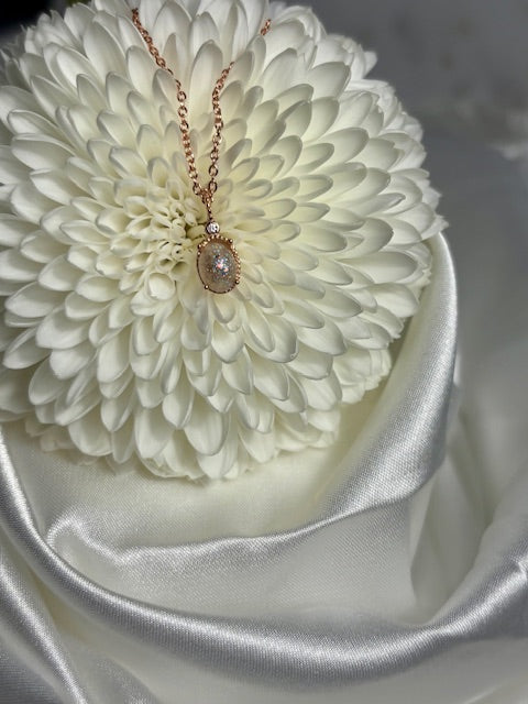 Vintage Oval Necklace - Custom Memorial Resin Pendant