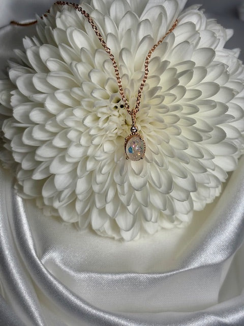 Vintage Oval Necklace - Custom Memorial Resin Pendant