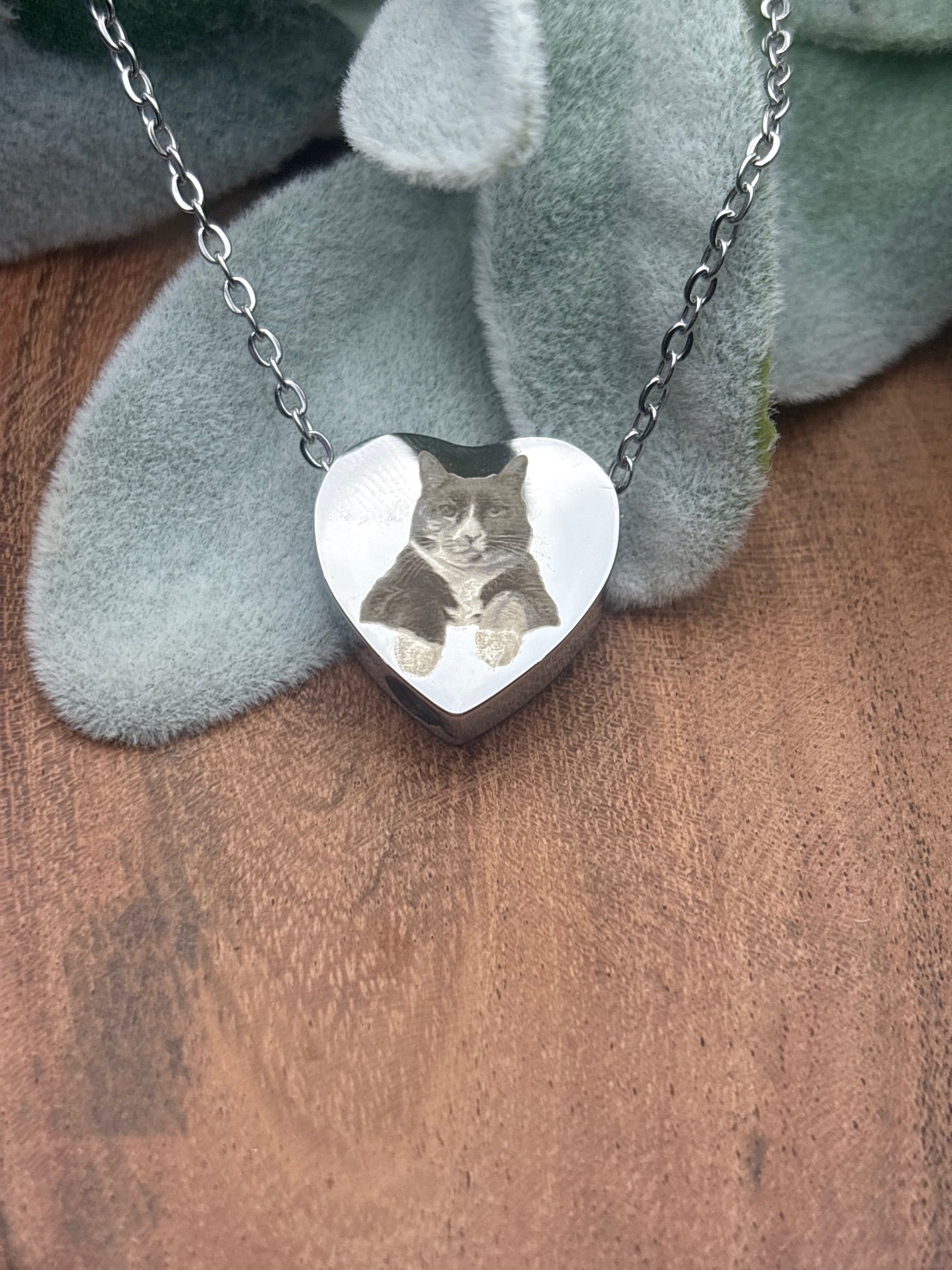 Engraved Urn Necklace - Cremation Ashes Keepsake Pendant