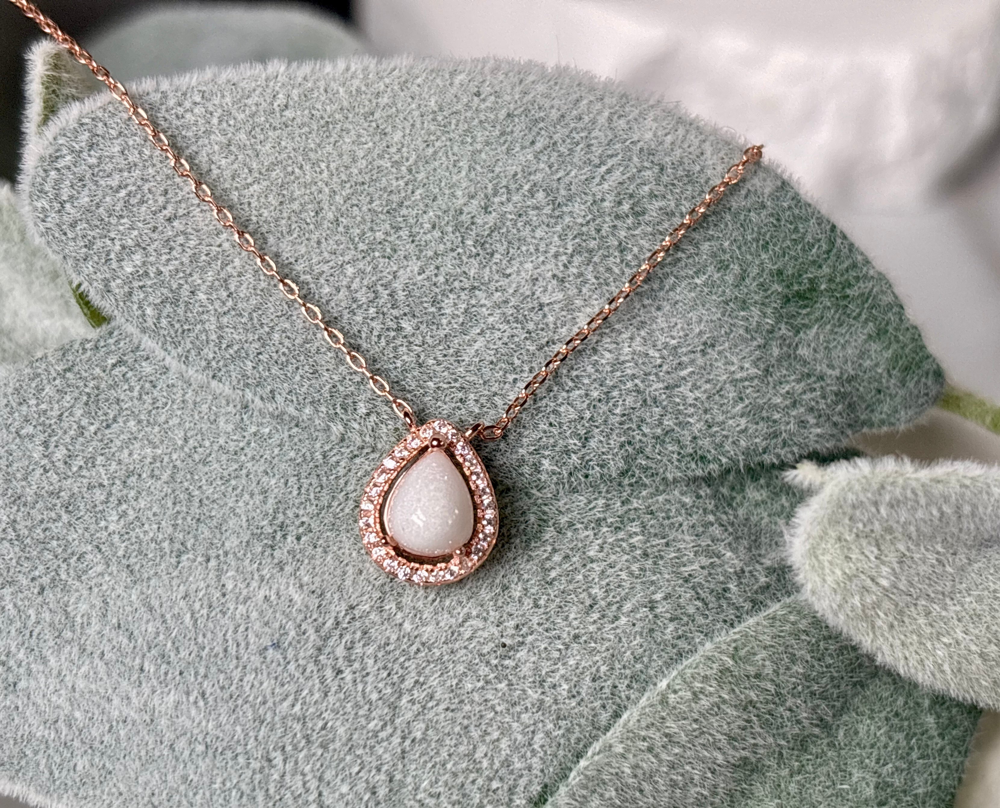 Golden Drops Memorial Necklace – Ashes or Breastmilk Keepsake