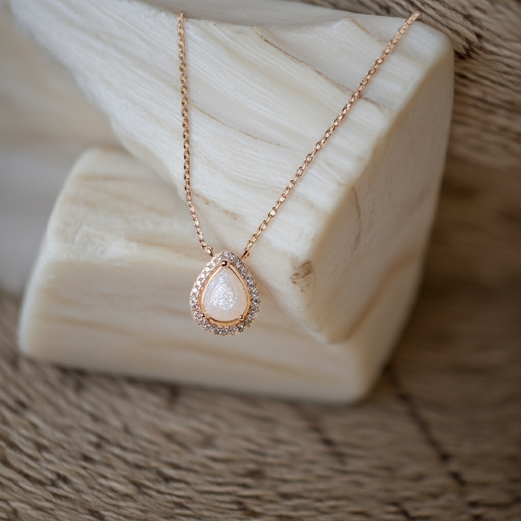 Custom memorial jewelry with ashes inclusion