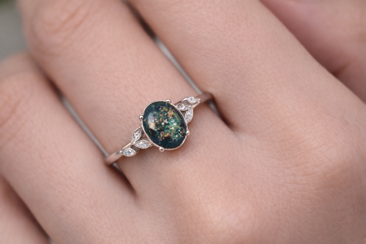 Oval Branch Ring - Keepsake with Ashes or Hair